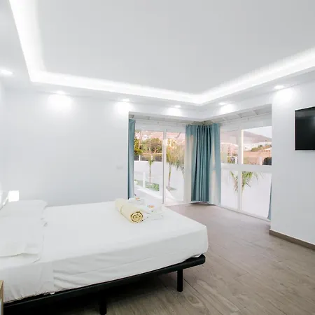 Elite Your Private Haven With Heated Pool 度假居