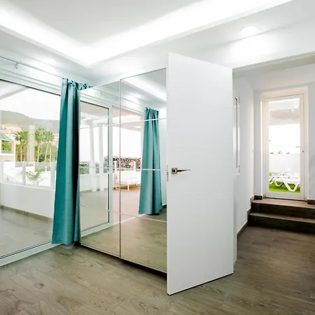 度假居 Elite Your Private Haven With Heated Pool 阿德耶