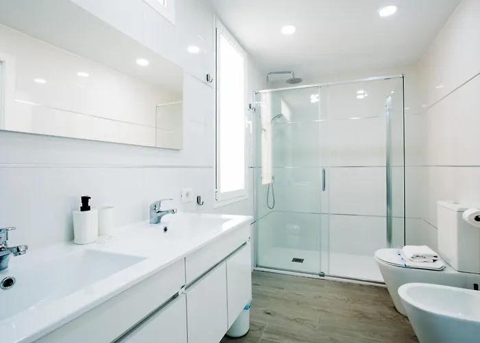 Elite: Your Private Haven Of Prestige Feriehus *