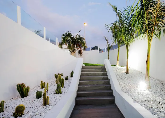 Feriehus Elite: Your Private Haven Of Prestige Costa Adeje (Tenerife)