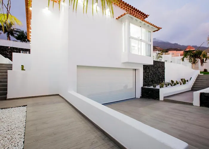 Elite: Your Private Haven Of Prestige * Costa Adeje (Tenerife)