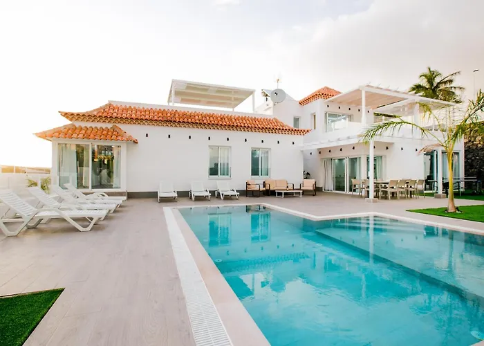 Сasa de vacaciones Elite: Your Private Haven Of Prestige Costa Adeje (Tenerife)